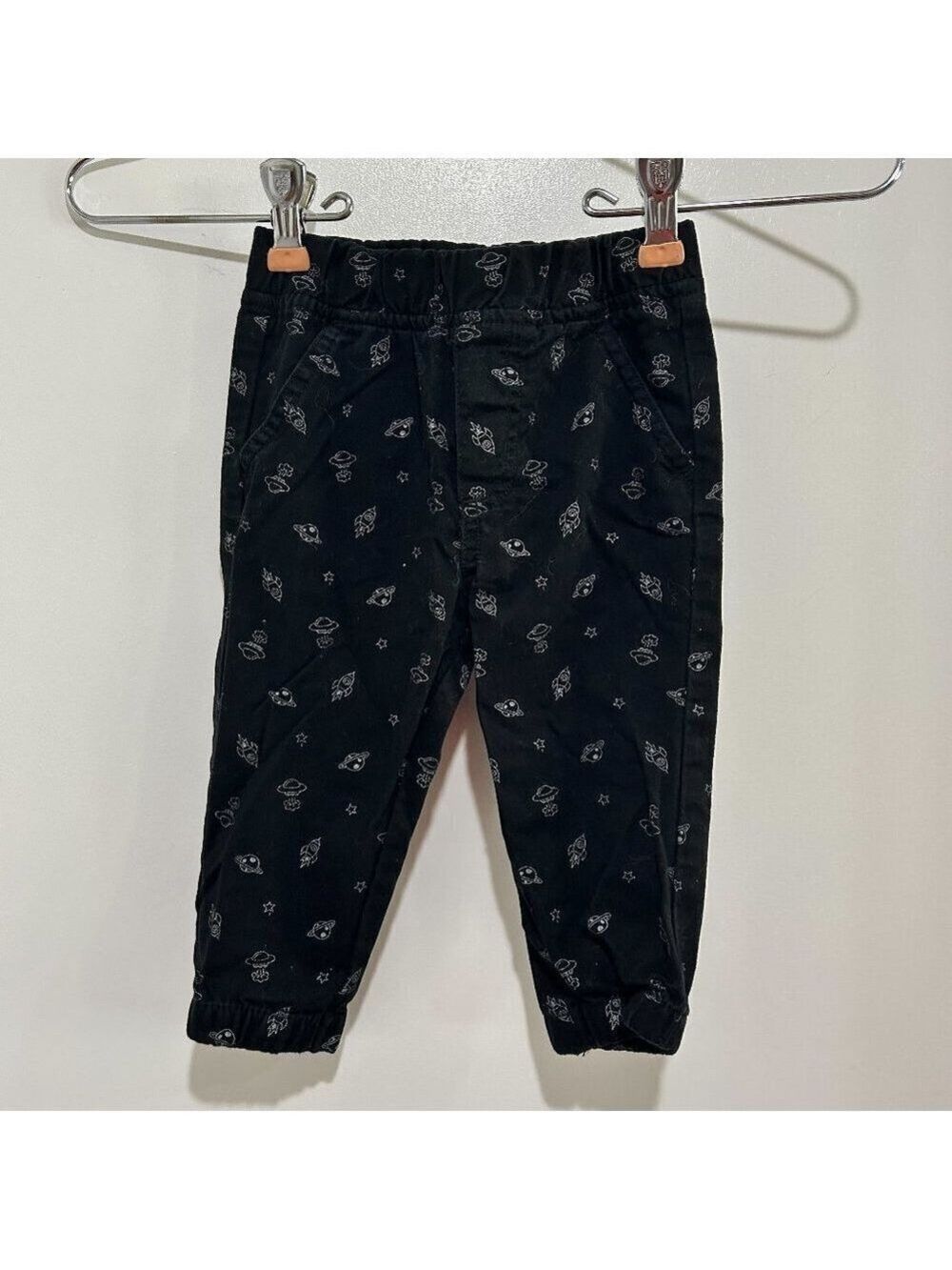 5 for $10 Boy's Garanimals pant size 12 months
